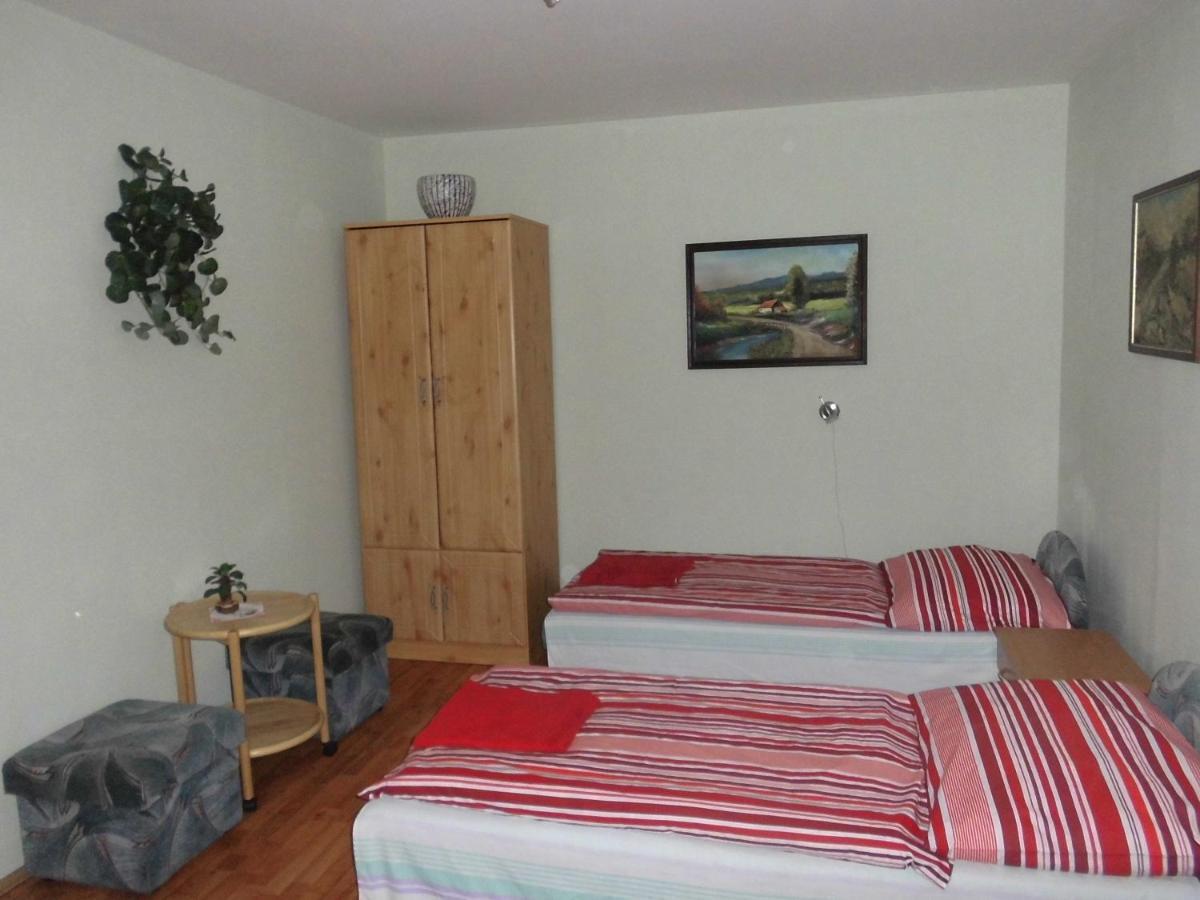 Fenyves Apartman Sarospatak Bagian luar foto